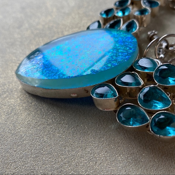 Turquois Statement Necklace - Picture 13 of 14